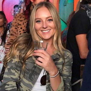 Meet your Posher, Emma